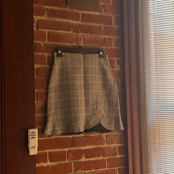 Zara Dresses & Skirts - Zara plaid skirt